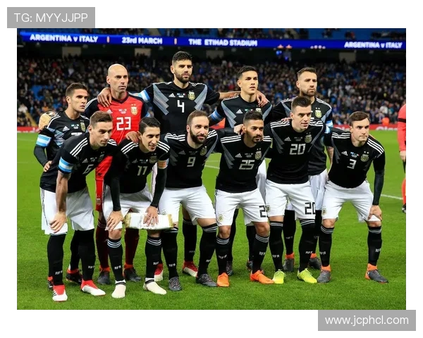 阿迪达斯2018世界杯足球设计与创新解析：从球场到街头的品牌影响力