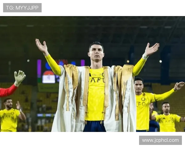 C罗表示在沙特感到快乐希望继续留在这里并称我们正走在正确的轨道上